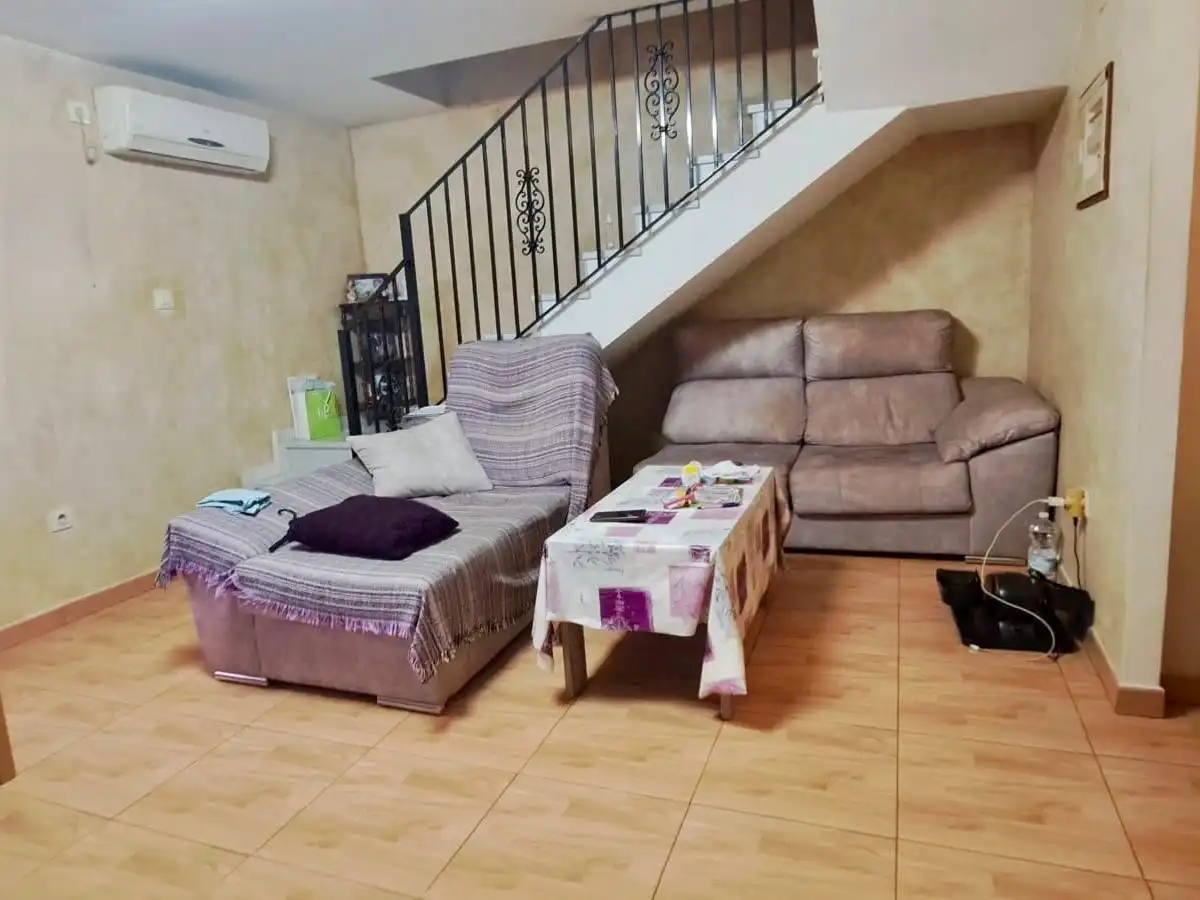 Sala d'estar de Casa adosada en venda en La Plata