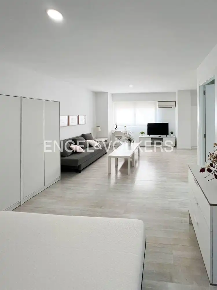 Wohnzimmer von Wohnung zur Miete in Valencia mit Klimaanlage, Heizung und Möbliert