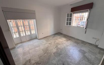 Casa o xalet en venda en San Fernando amb Parquet, Terrassa i Balcó