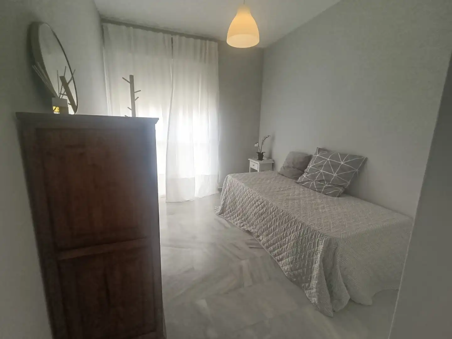 Habitación de Apartamento de alquiler con opción a compra en Málaga con Aire acondicionado, Terraza y Trastero