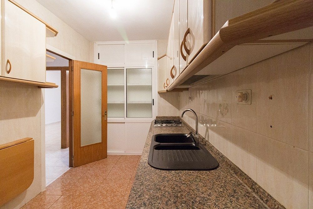 Kitchen of Flat for sale in  Tarragona Capital