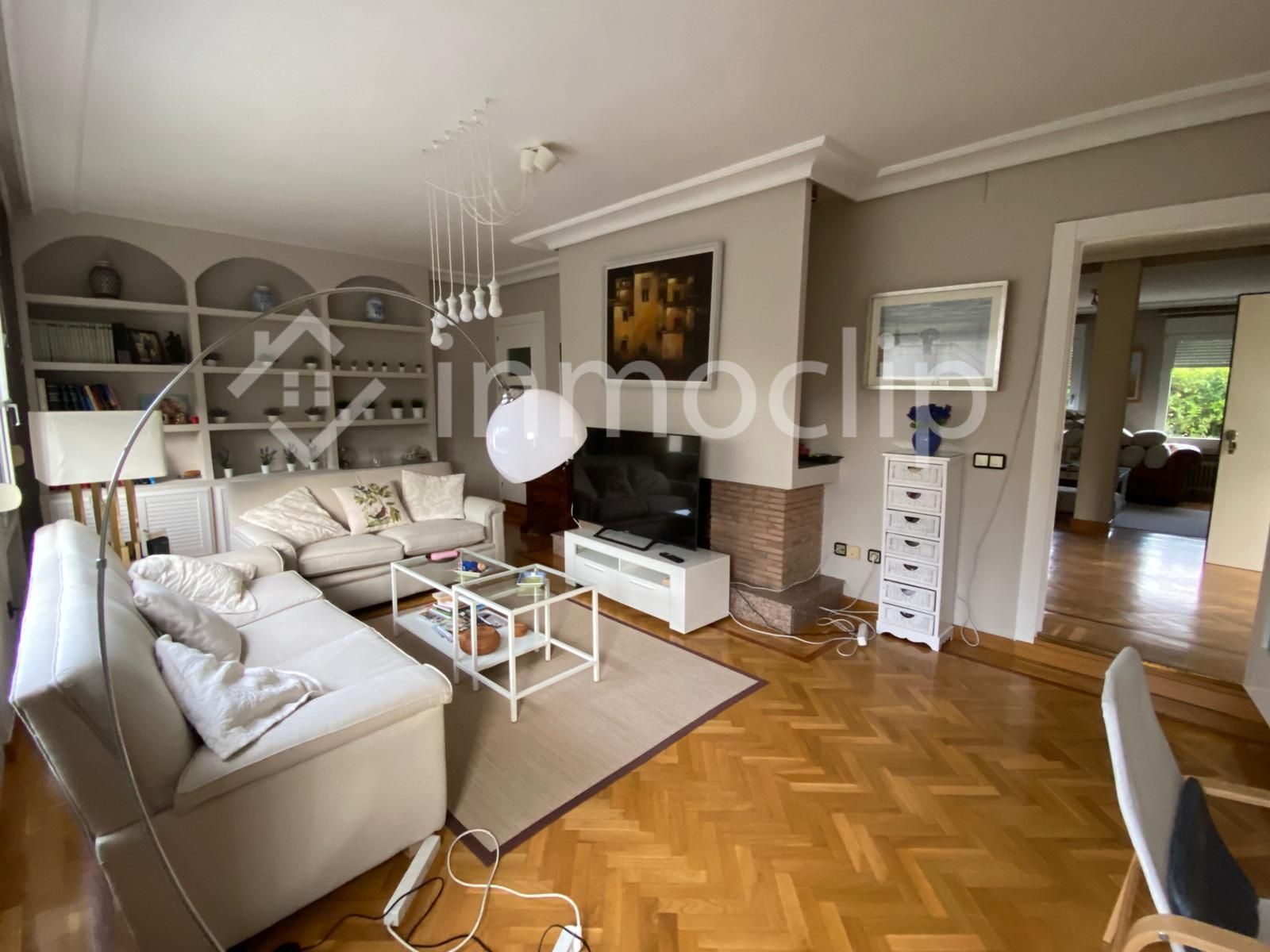 Living room of House or chalet for sale in Santa Marta de Tormes  with Heating, Terrace and Swimming Pool