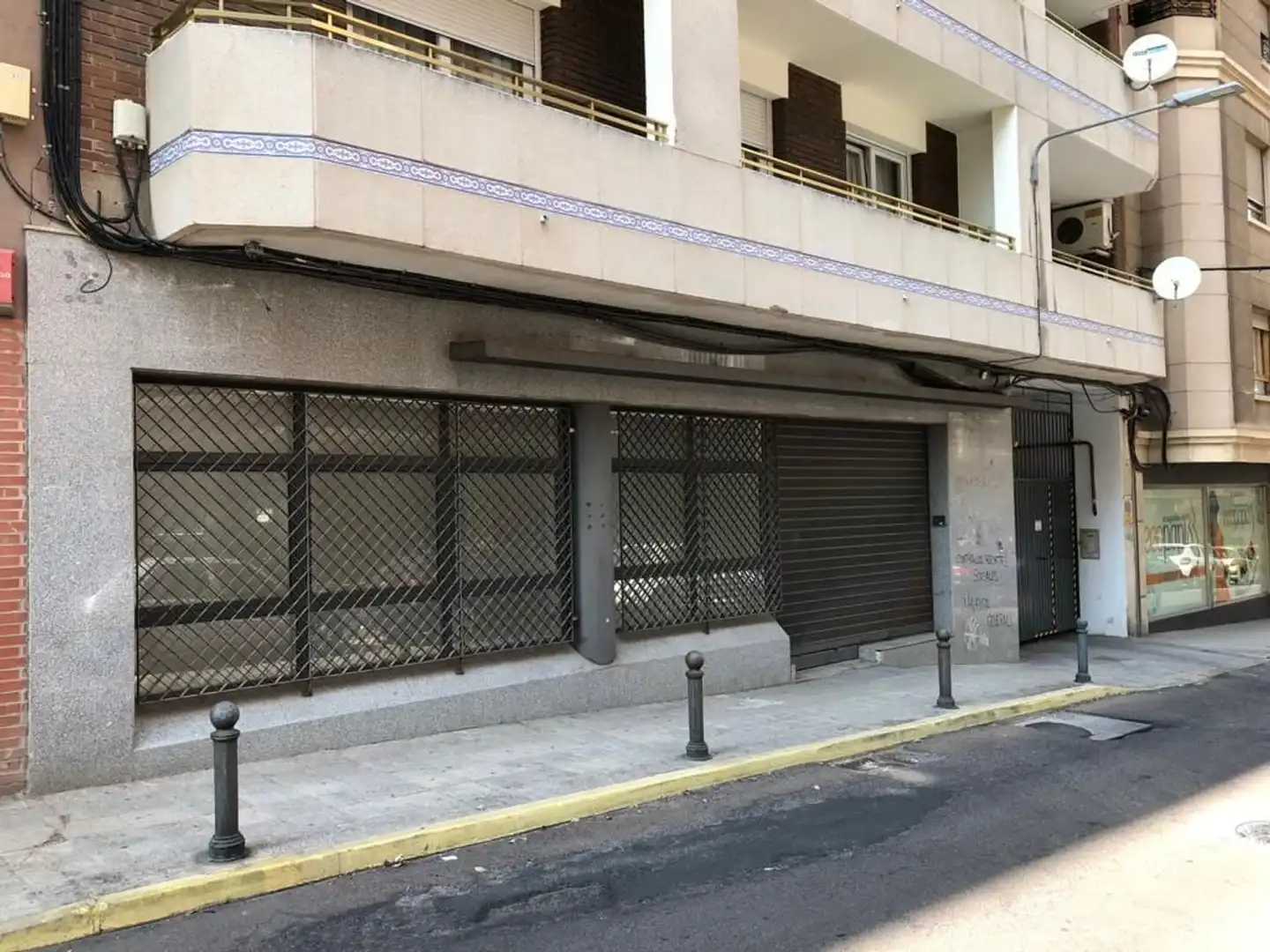Local comercial en venta en Calle Pozo Dulce