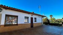 Vista exterior de Casa o xalet en venda en Banyeres del Penedès amb Calefacció, Parquet i Terrassa