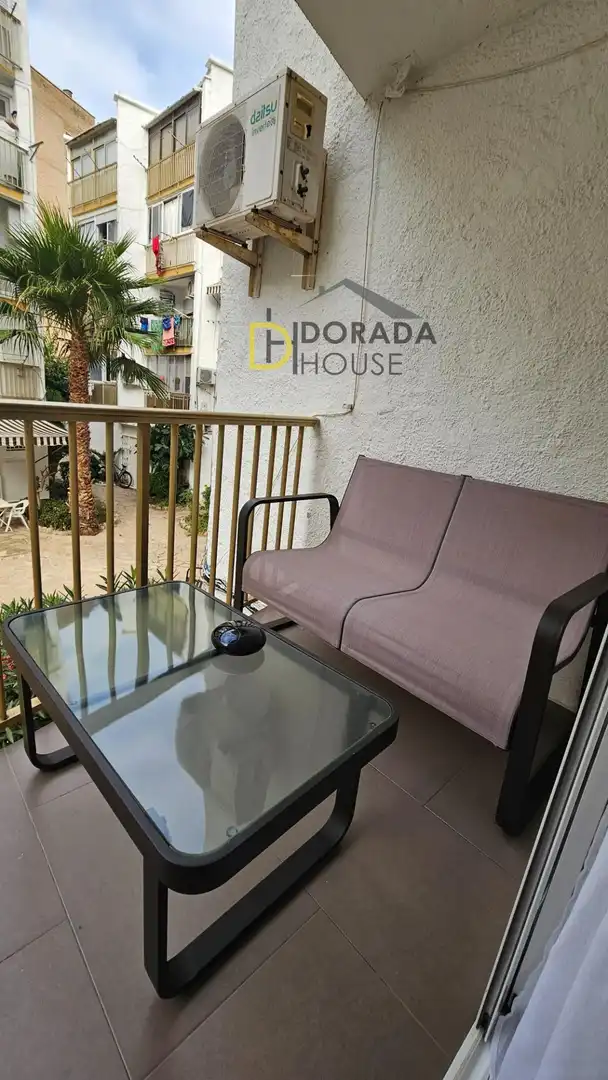 Terrassa de Estudi en venda en Salou amb Jardí privat, Terrassa i Moblat