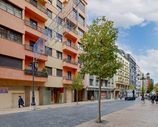 Vista exterior de Pis en venda en Oviedo  amb Terrassa