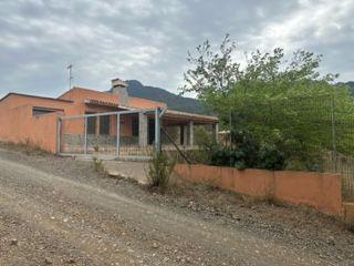 Vista exterior de Casa o xalet en venda en Borriol amb Jardí privat, Terrassa i Piscina