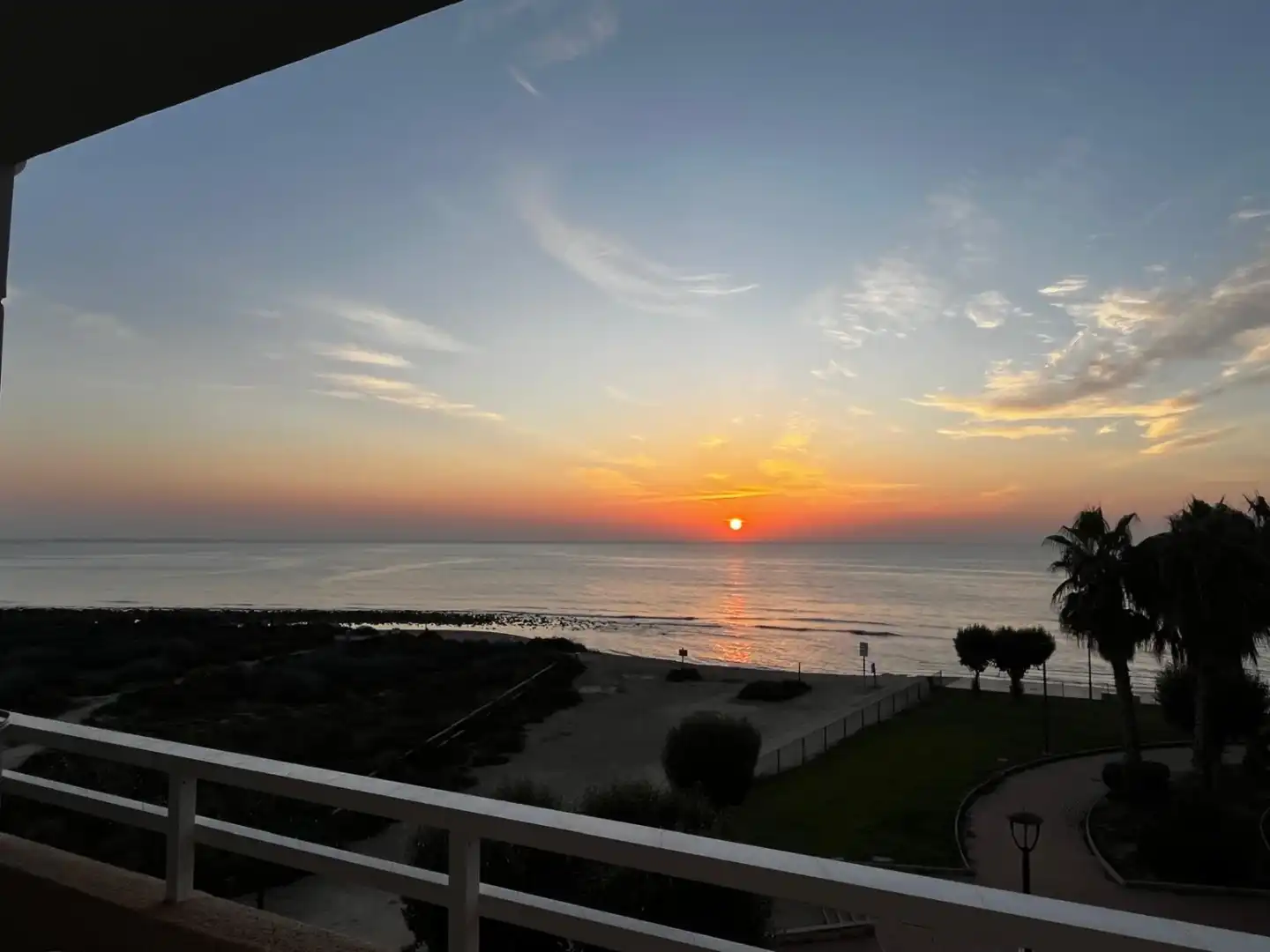 Flat with pool to rent in Playa Muchavista, imagen 3