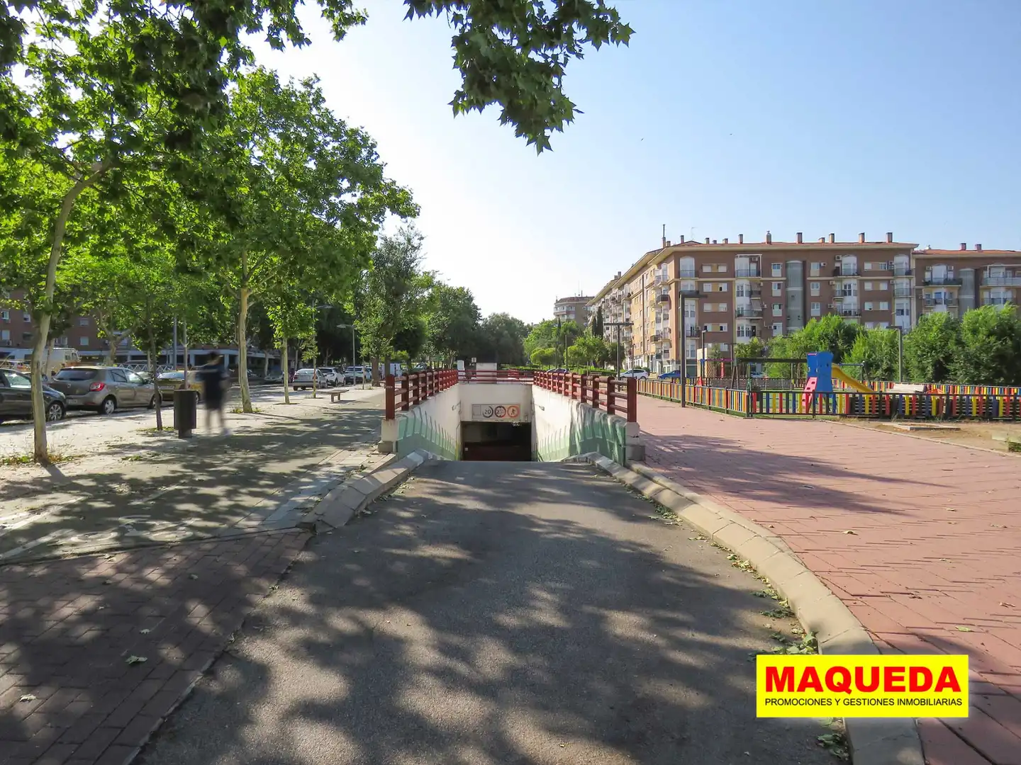 Außenansicht von Garage zum Verkauf in Alcorcón