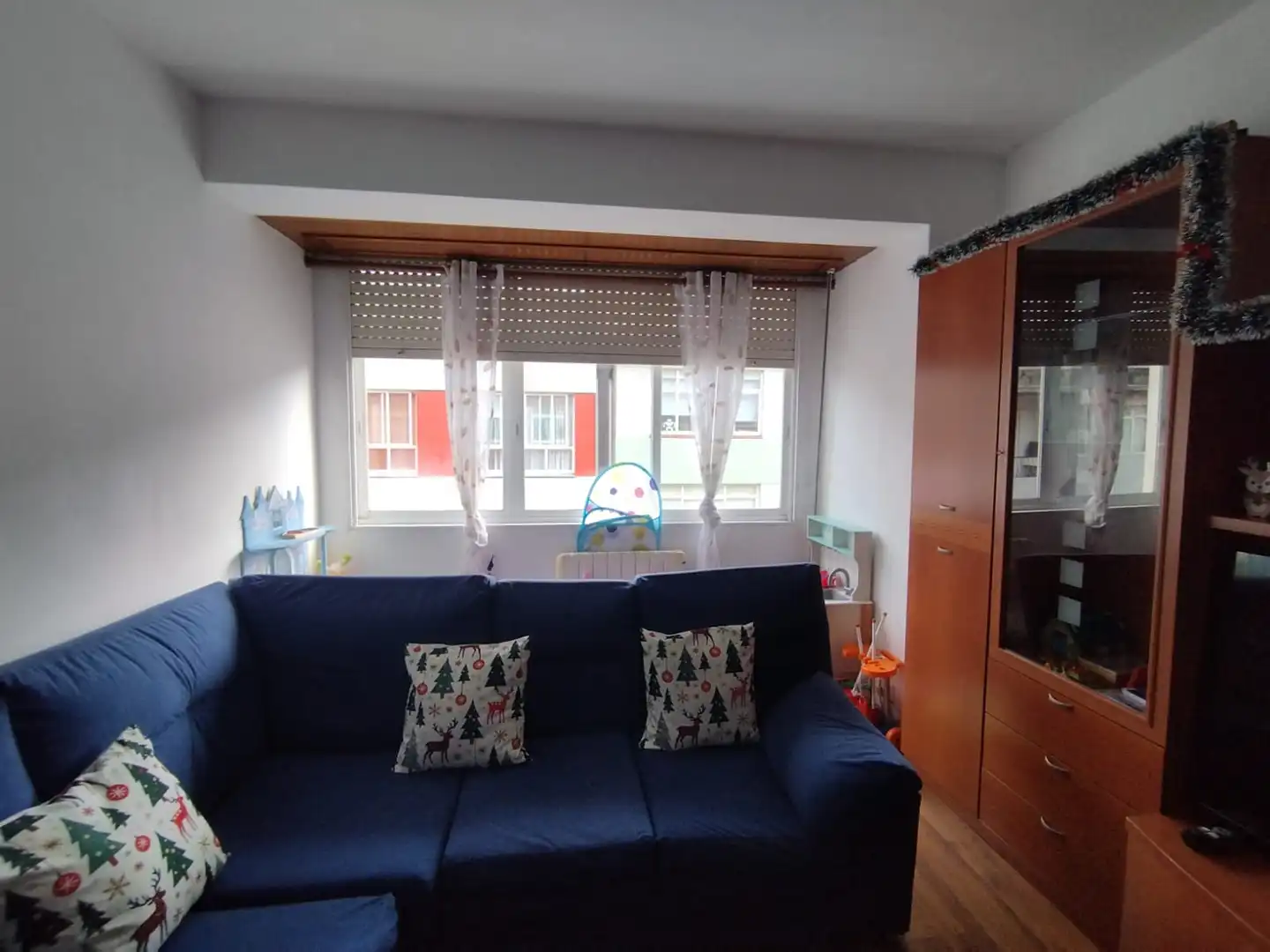 Living room of Flat for sale in Ferrol  with Storage room, Furnished and Oven