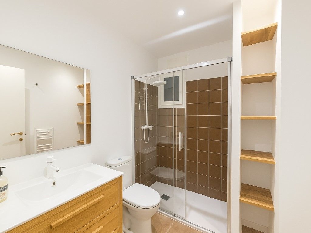 Baño de Piso en venta en Vilafranca del Penedès con Aire acondicionado, Amueblado y Horno