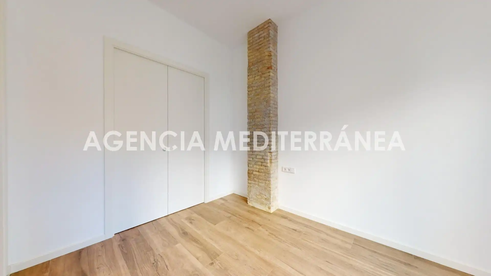 Habitación de Piso en venta en Valencia con Aire acondicionado, Calefacción y Terraza