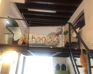 Dormitori de Loft de lloguer en  Sevilla Capital amb Aire condicionat i Moblat