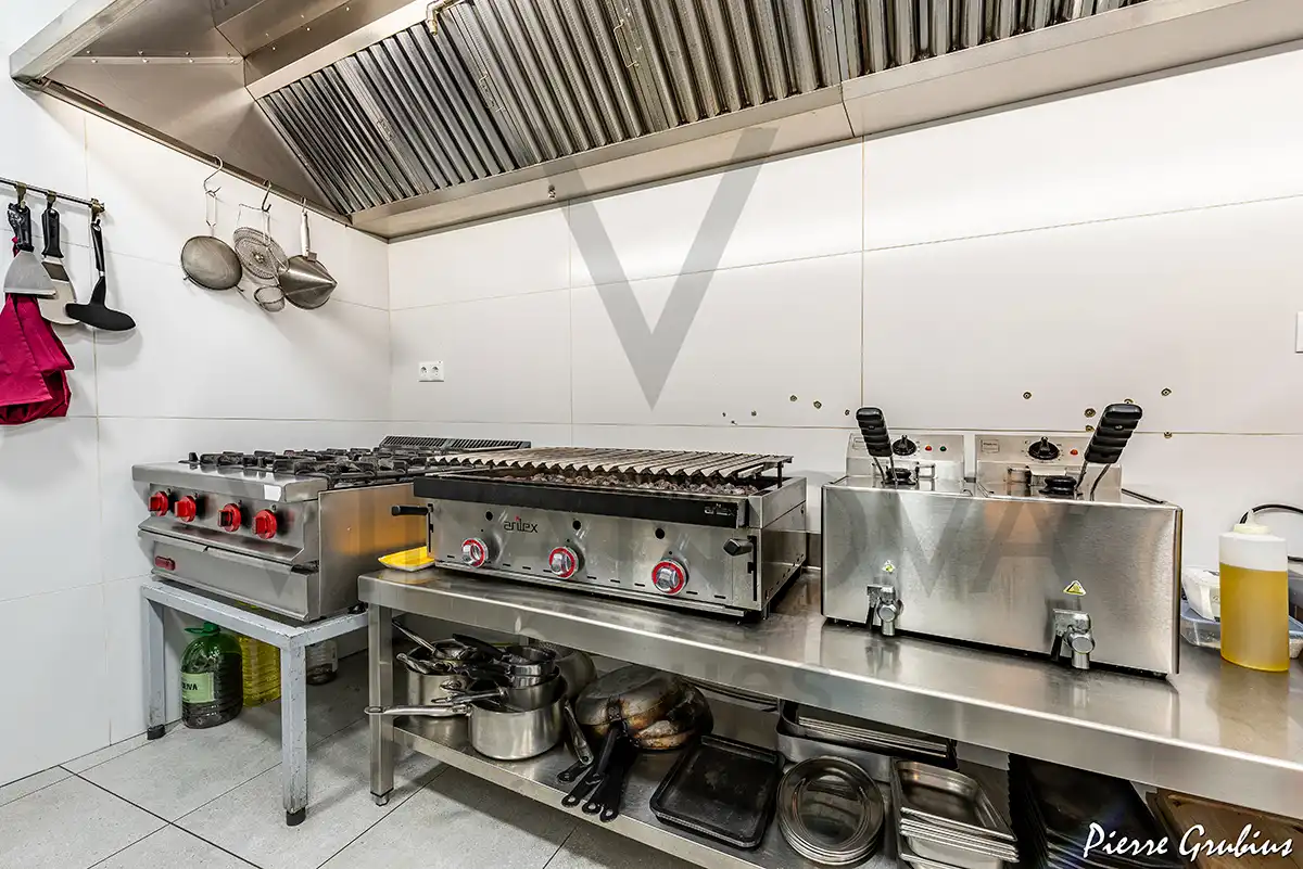 Kitchen of Commercial properties for rent in Falset  with Air Conditioner, Heating and Terrace