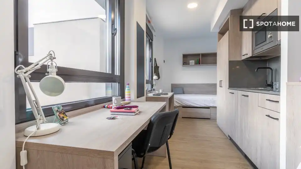 Habitació a Almenara -Ventilla