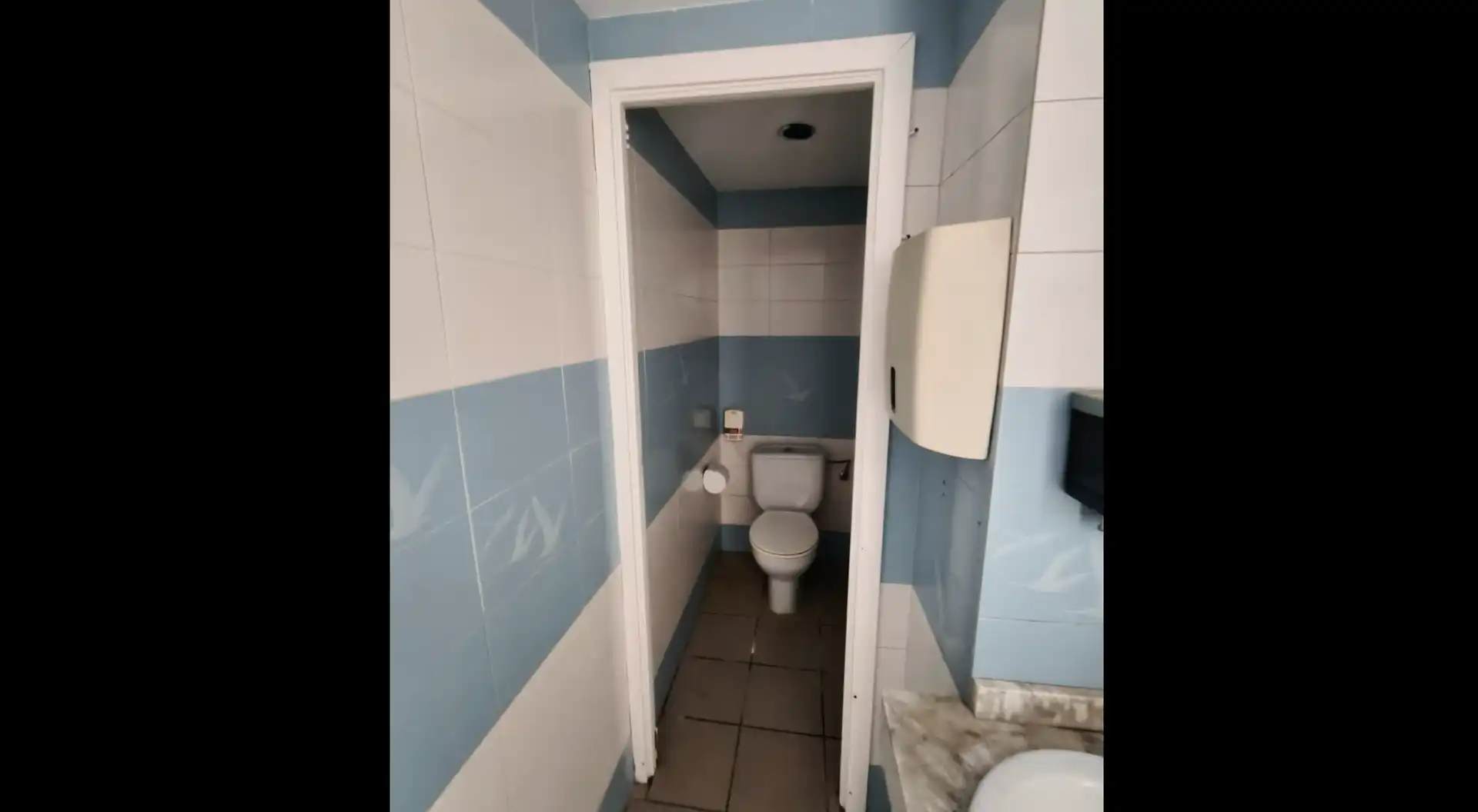 Badezimmer von Geschaftsraum zur Miete in Llucmajor