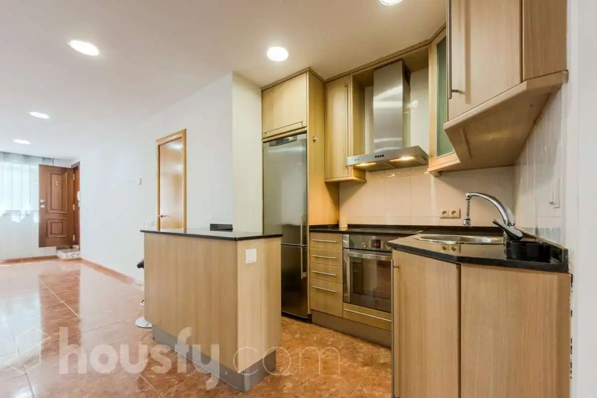 Kitchen of Houses for sale in Badalona  with Air Conditioner, Heating and Terrace