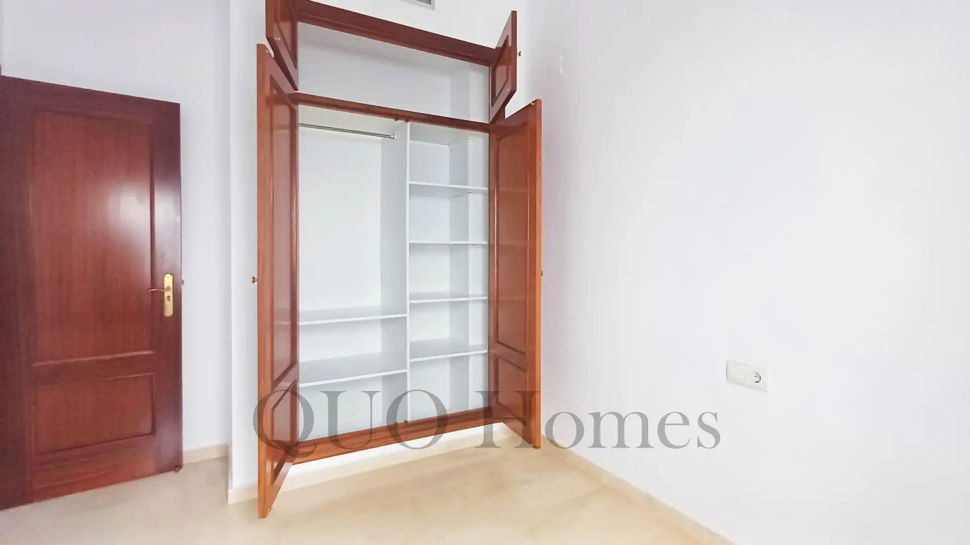 Bedroom of Flat for sale in Jerez de la Frontera  with Air Conditioner, Storage room and Balcony