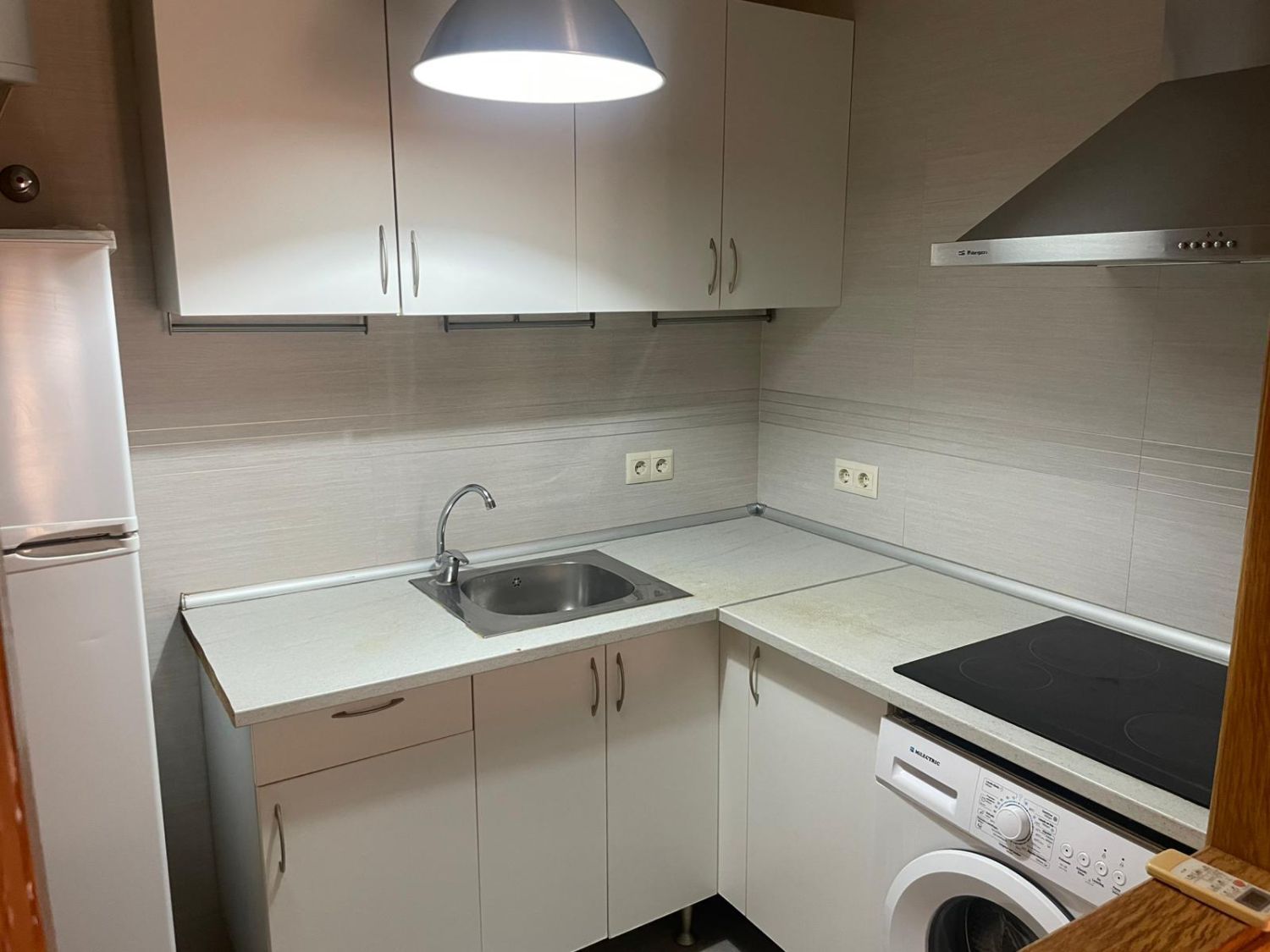 Cuina de Apartament en venda en Torremolinos amb Aire condicionat, Parquet i Terrassa