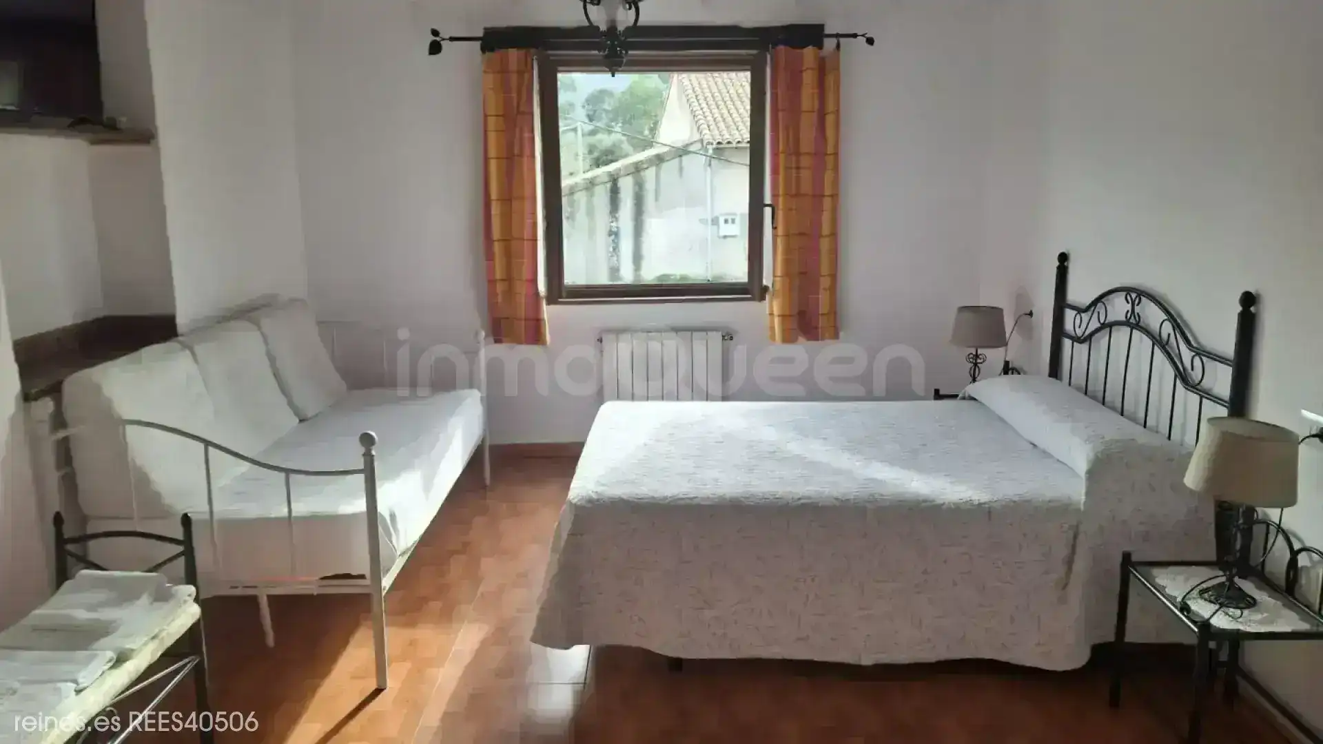 Habitación de Casa o chalet en venta en Val de San Vicente  con Calefacción y Amueblado