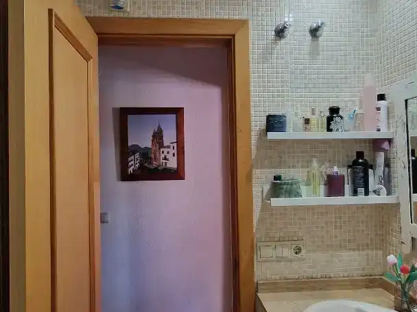 Bathroom of Flat for sale in Benalmádena  with Air Conditioner and Swimming Pool