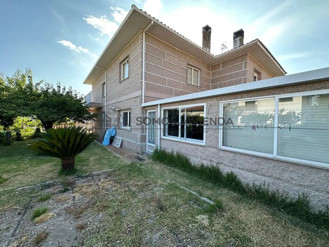 Vista exterior de Casa o chalet en venta en San Cibrao das Viñas con Calefacción, Jardín privado y Terraza