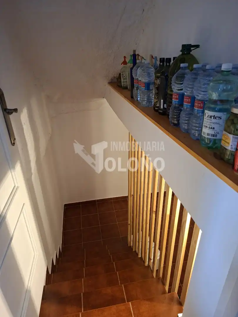 Houses for sale in Anguciana  with Heating, Private garden and Parquet flooring