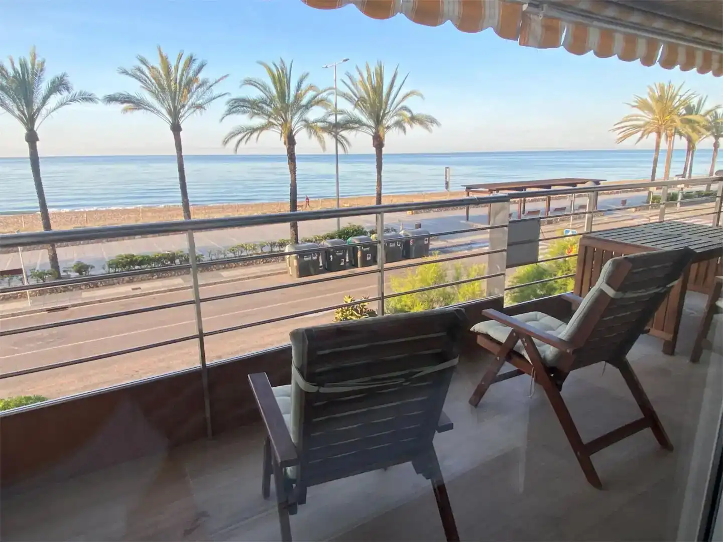 Terrasse von Wohnung zum Verkauf in Calafell mit Klimaanlage, Schwimmbad und Balkon