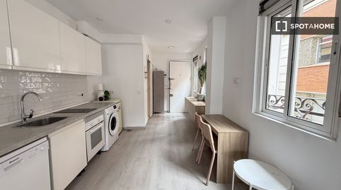 Foto 5 de Habitación en Cortes - Huertas, Madrid Capital
