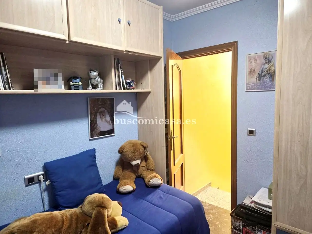 Dormitori de Casa adosada en venda en Jaén amb Aire condicionat, Terrassa i Moblat