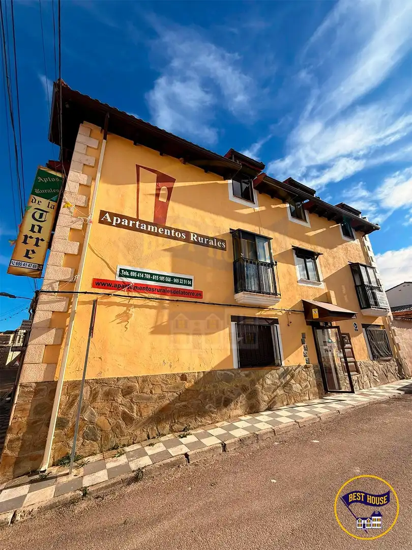 Außenansicht von Gebäude zum Verkauf in Mariana