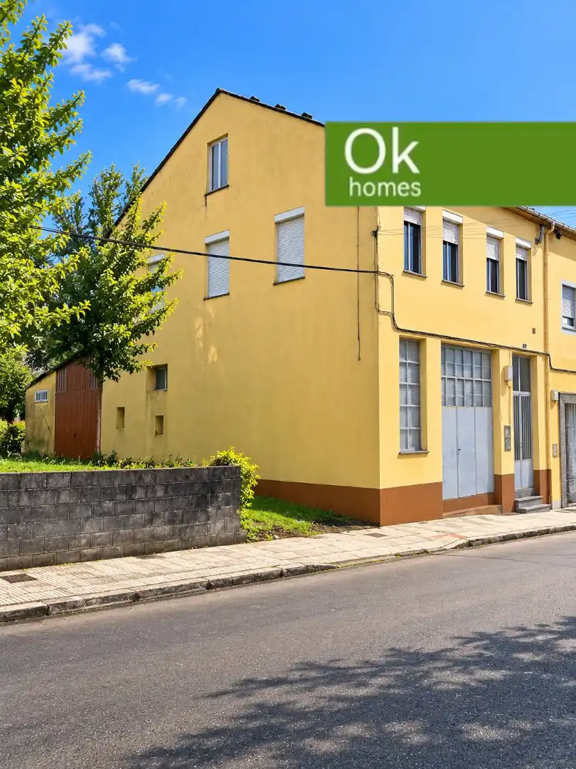 Semi-detached house for sale in Friol, imagen 2