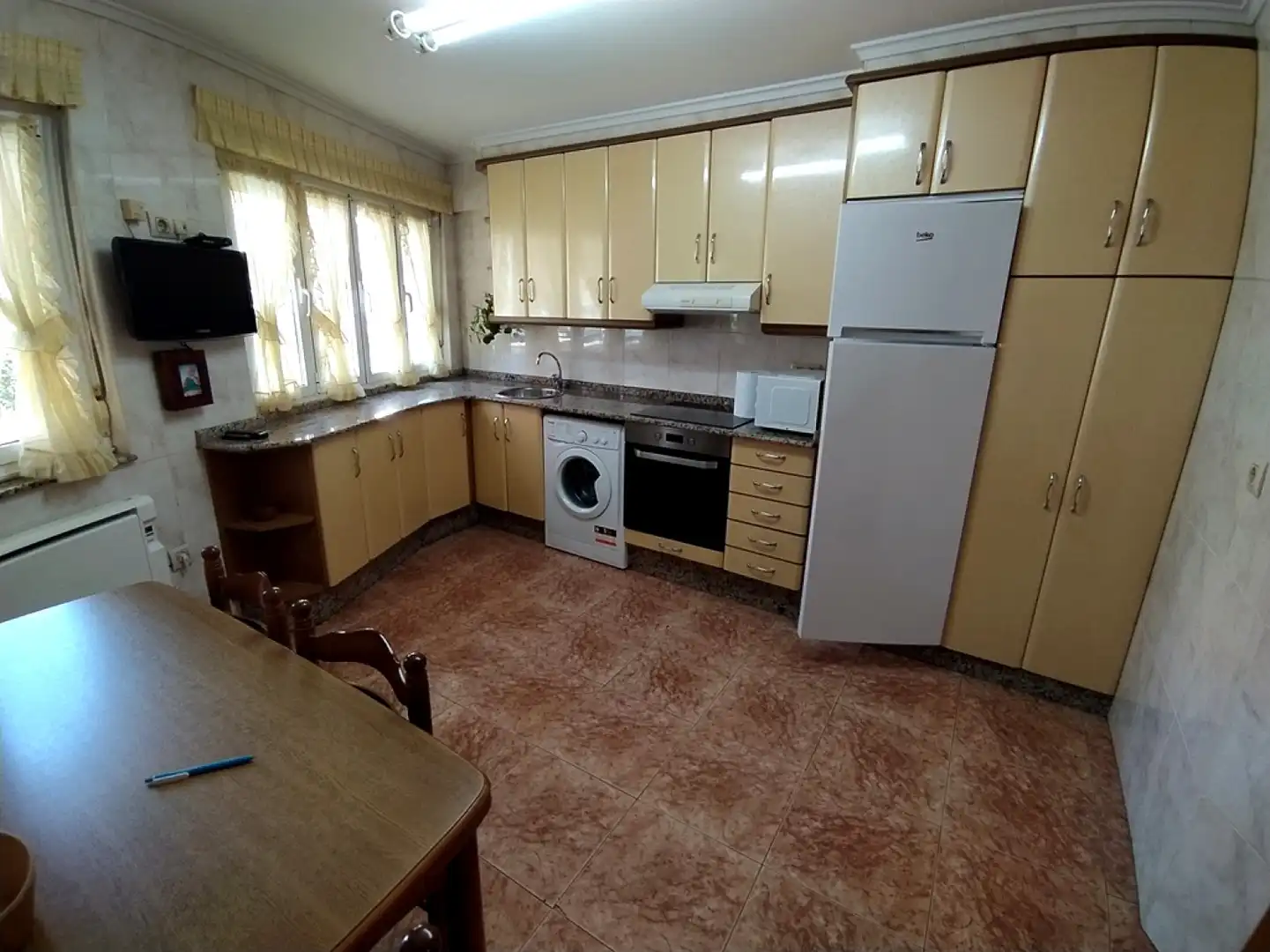 Kitchen of Flat for sale in Avilés  with Heating
