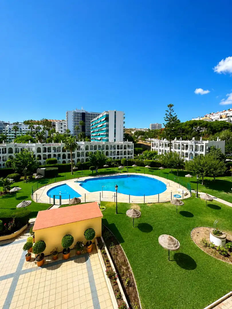 Jardí de Pis en venda en Benalmádena amb Aire condicionat, Terrassa i Moblat