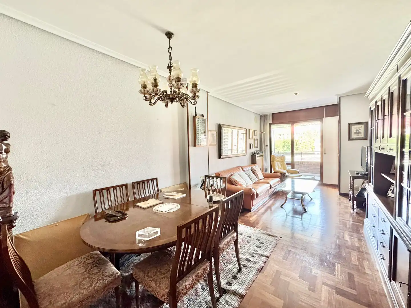 Sala de estar de Piso en venta en Vitoria - Gasteiz con Terraza y Trastero