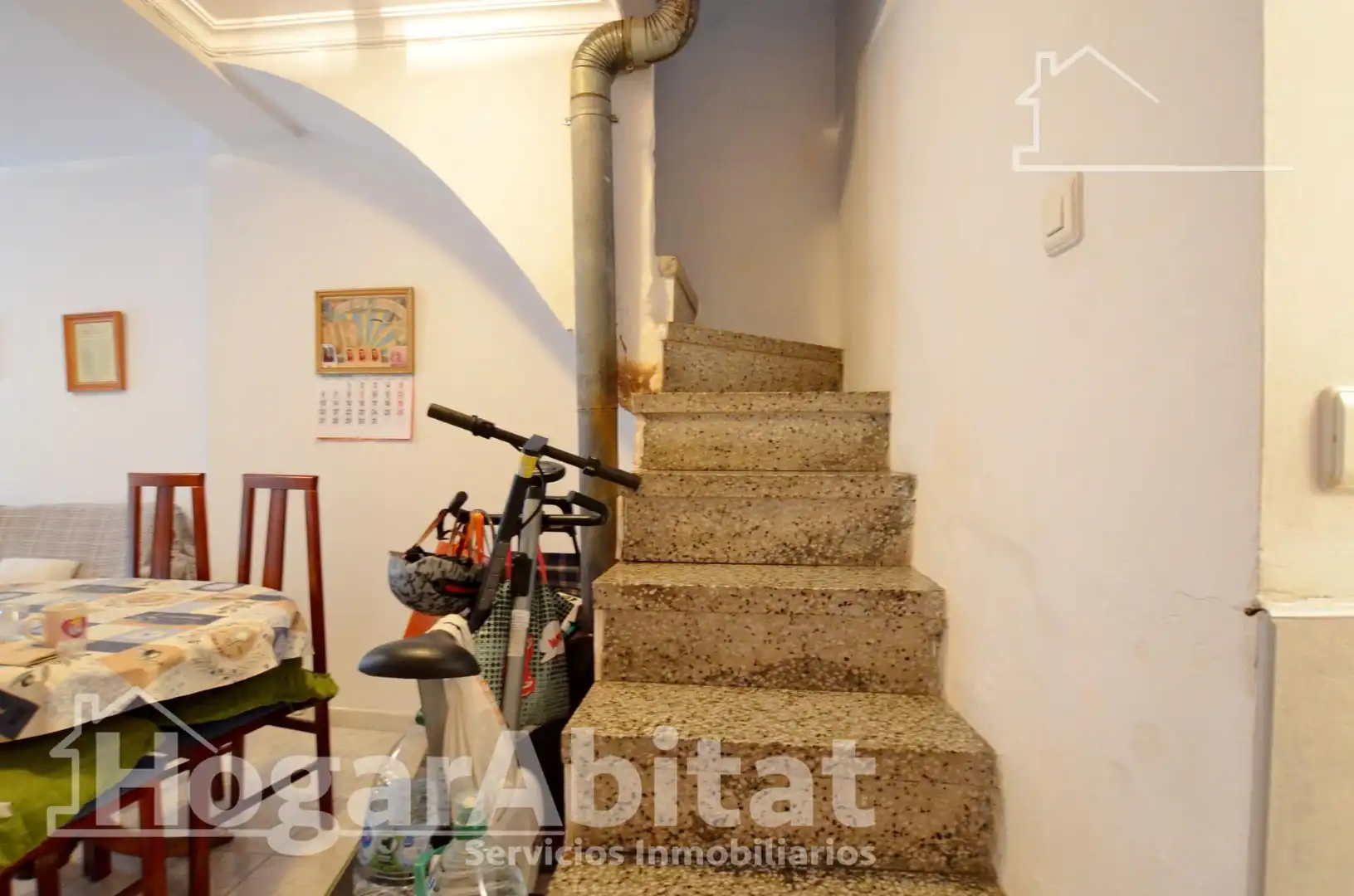 Haus oder Chalet zum Verkauf in Oliva mit Terrasse, Abstellraum und Möbliert