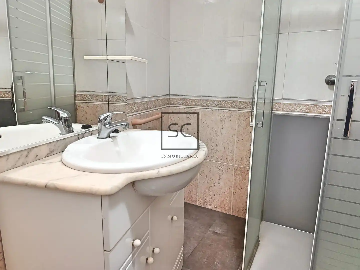 Baño de Apartamento en venta en Ferrol con Trastero y Amueblado