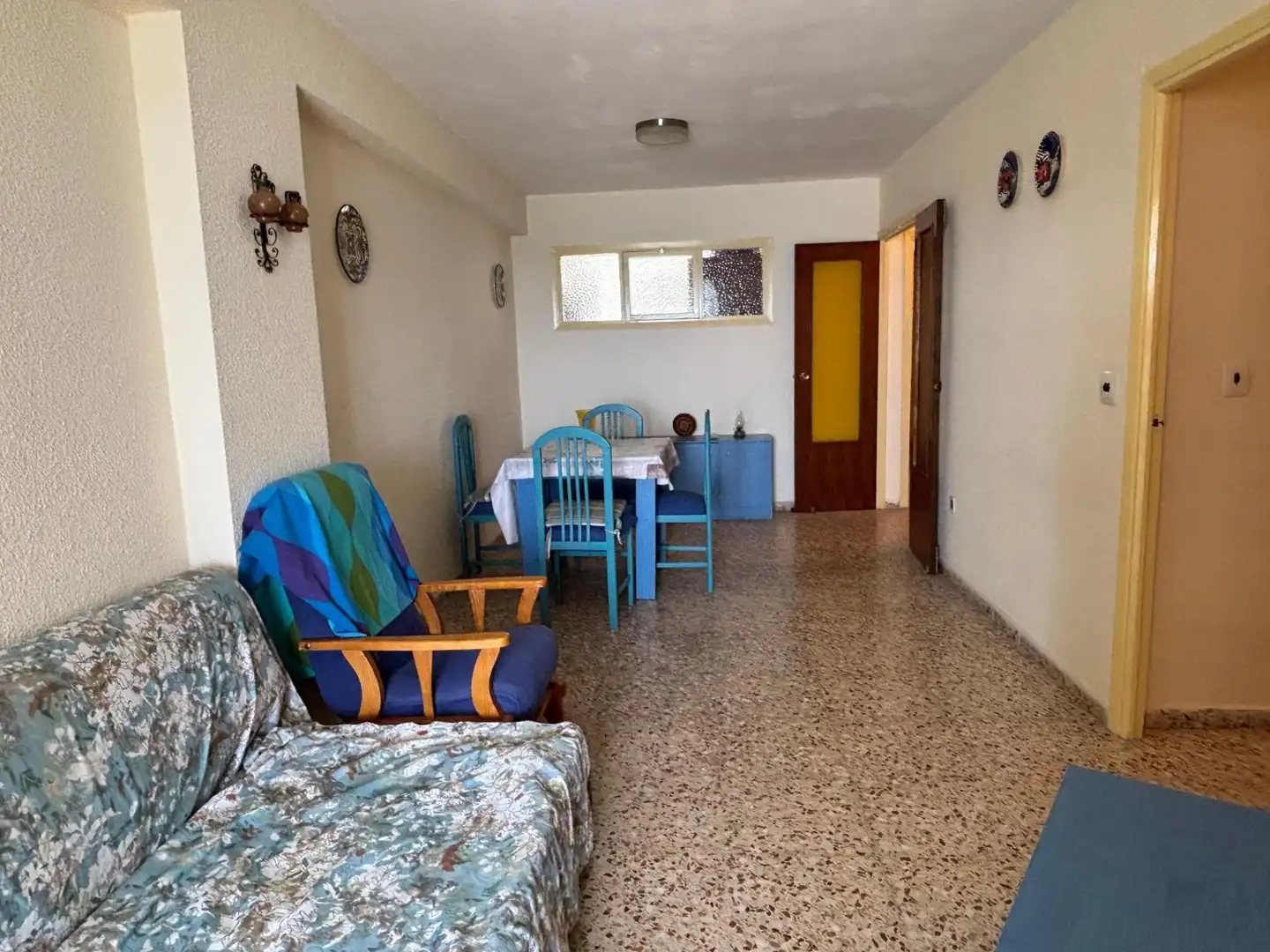 Sala d'estar de Apartament en venda en Torrevieja amb Terrassa i Moblat