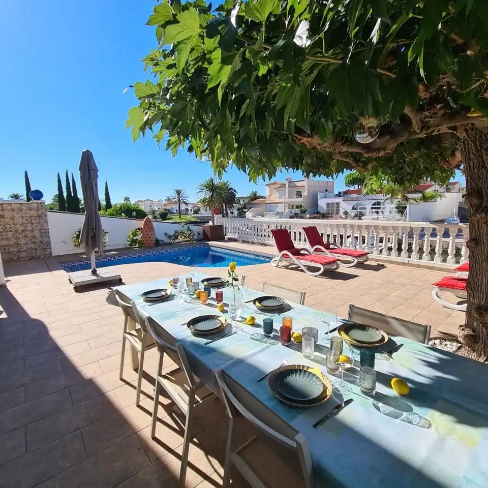 Villa con piscina in vendita a Carrer Noguera, imagen 8
