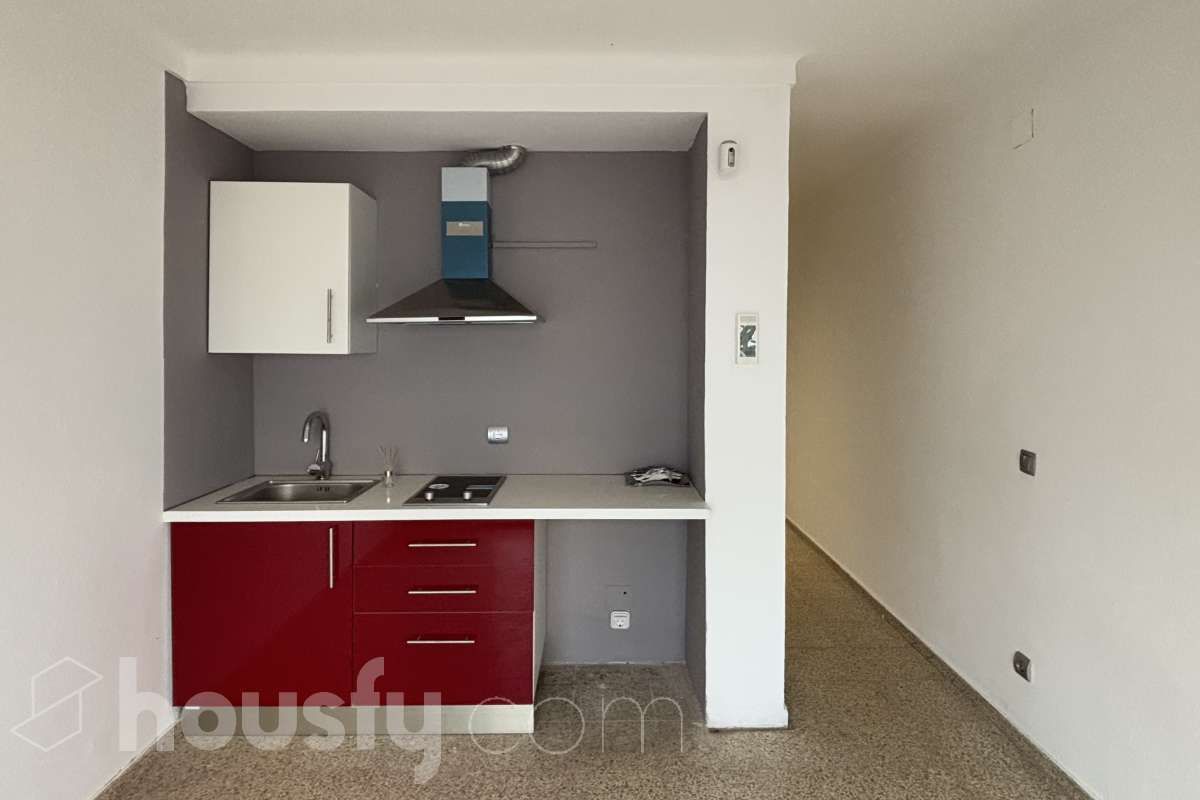 Flat for sale in Carrer de la Muga - B, Francolí - Freser - Noguera