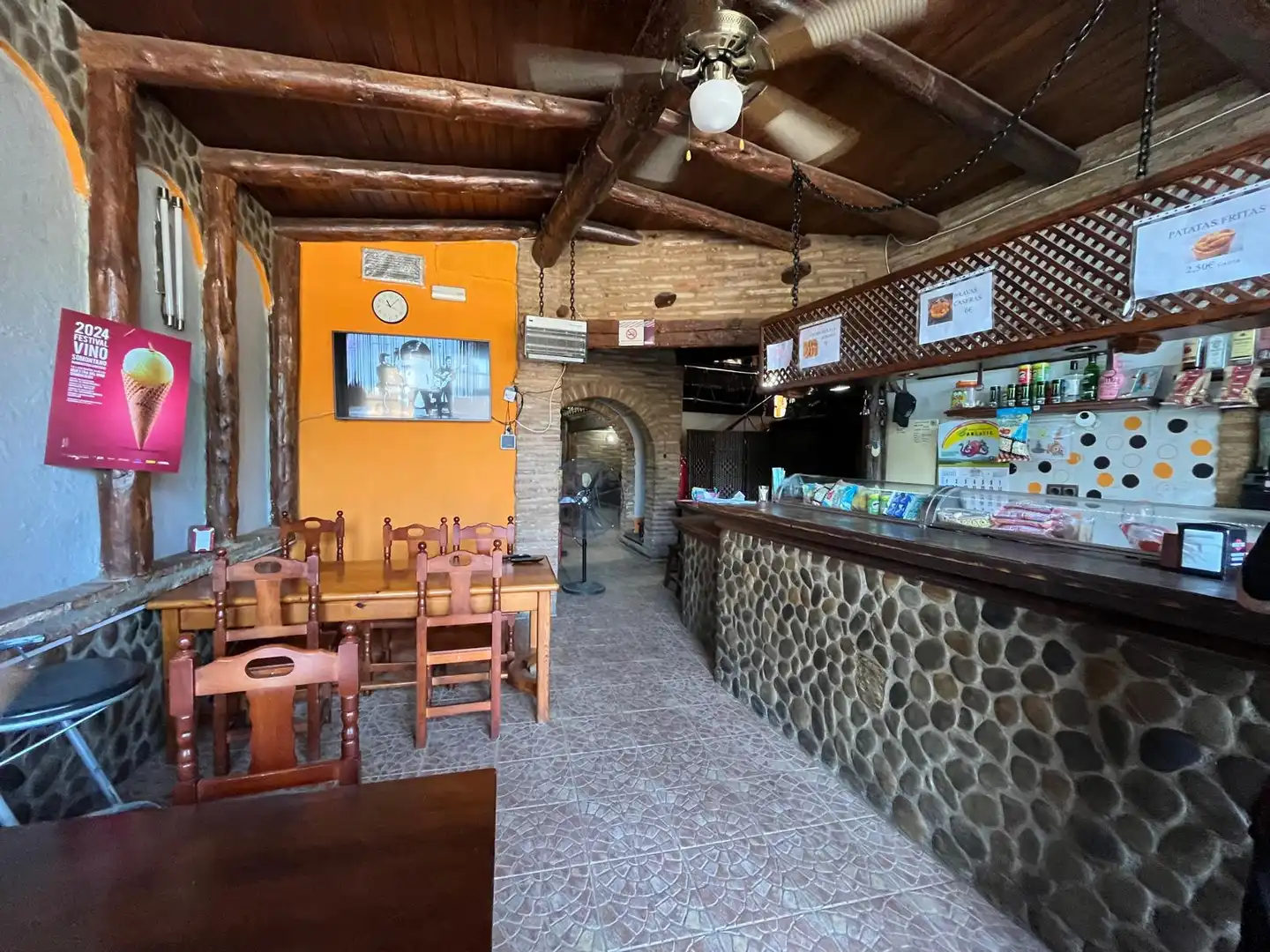 Local en venta en Pueyo / Puiu