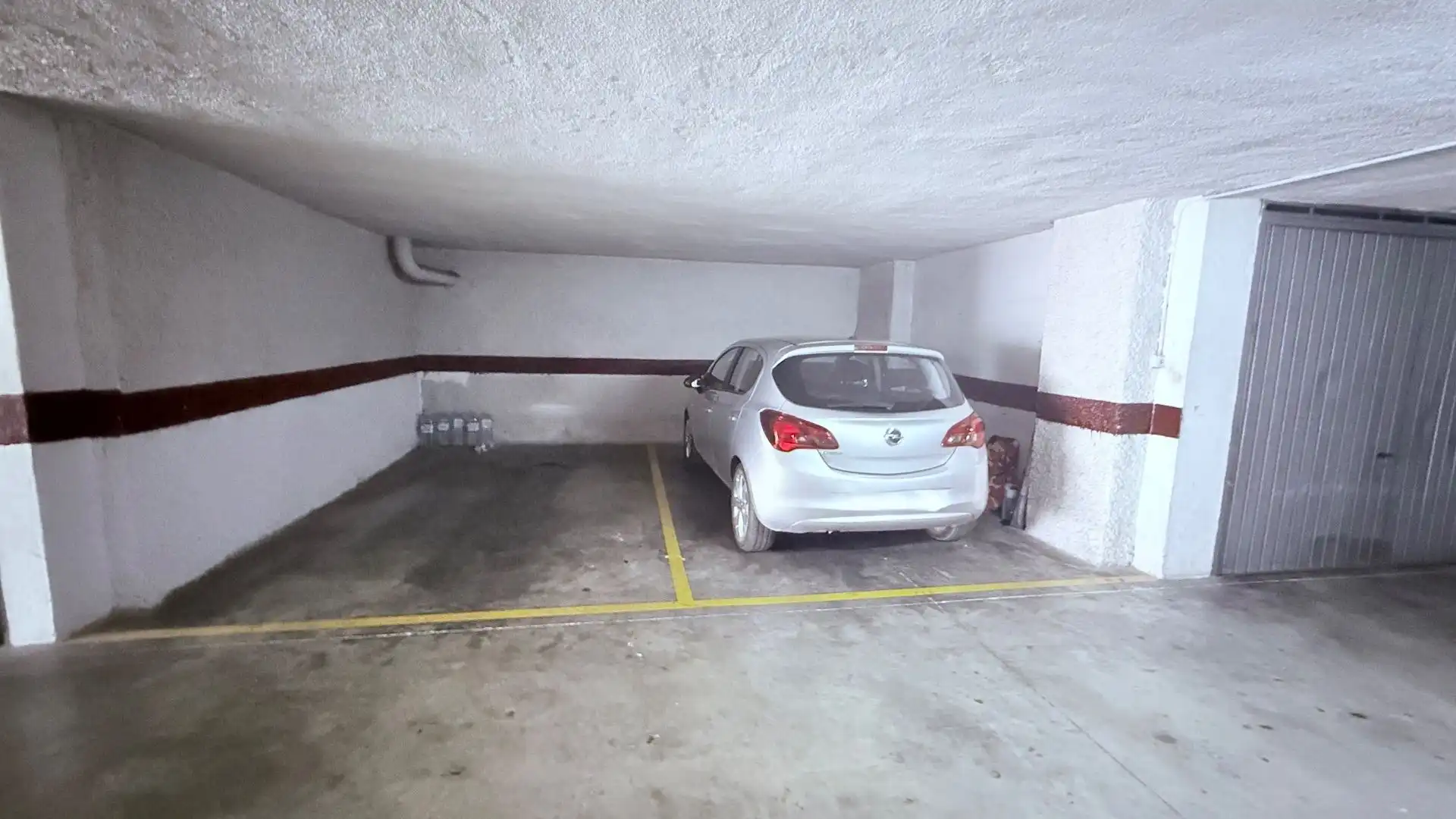 Parking de Piso en venta en Benidorm con Aire acondicionado, Calefacción y Amueblado