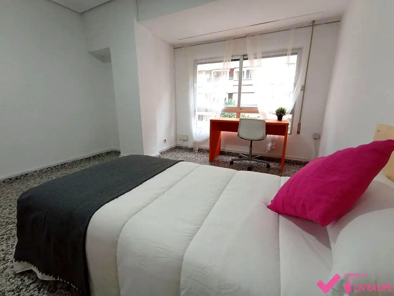Schlafzimmer von Wohnung zur Miete in Valencia mit Terrasse und Möbliert