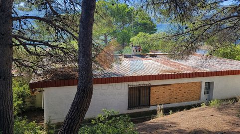 AMPLIA PROPIEDAD PARA REFORMAR EN MONTICHELVO, imatge 2