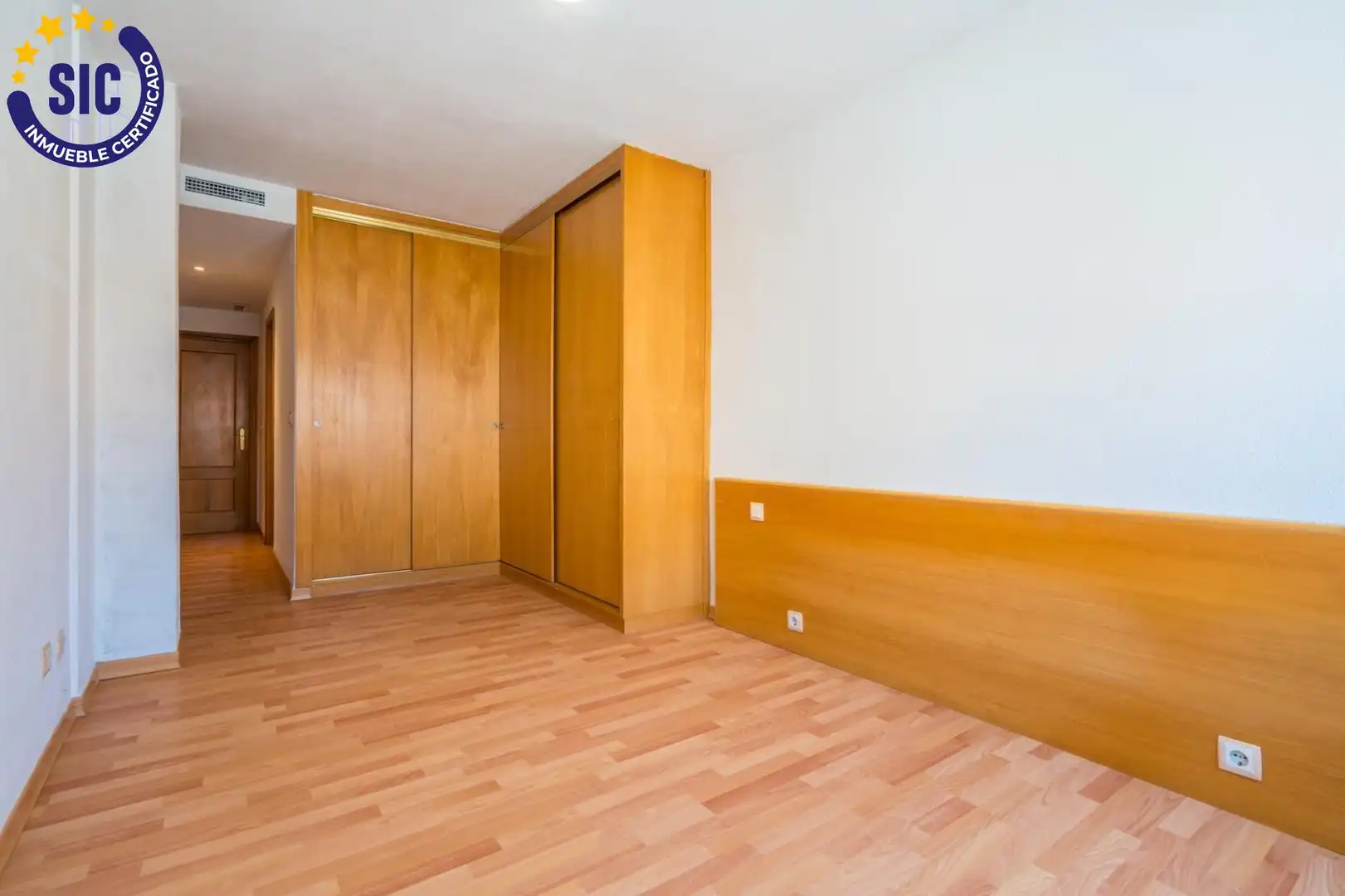 Habitación de Piso en venta en Valencia con Aire acondicionado, Calefacción y Terraza