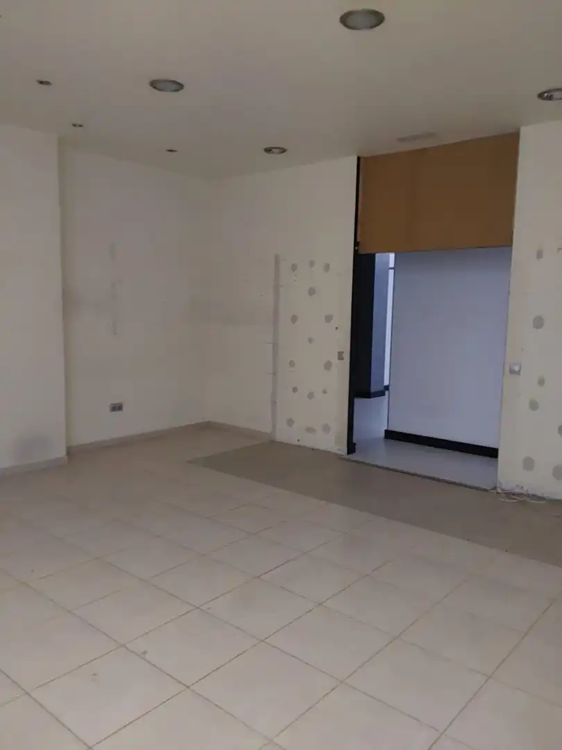 Business premises to rent in Boiro, imagen 11