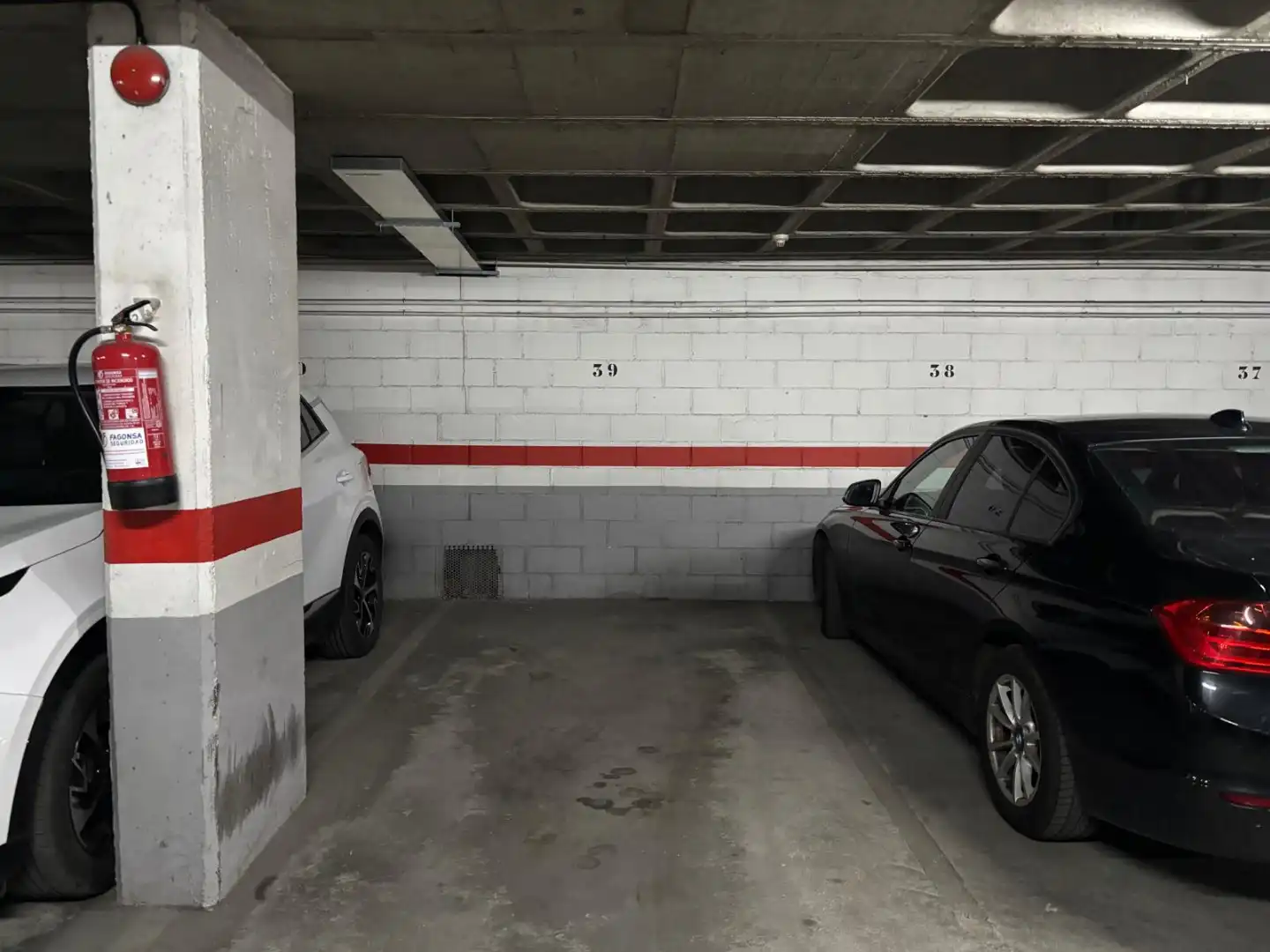 Einzelparkplatz mit Aufzug zum Verkauf in Avenida del Cid Campeador, imagen 2