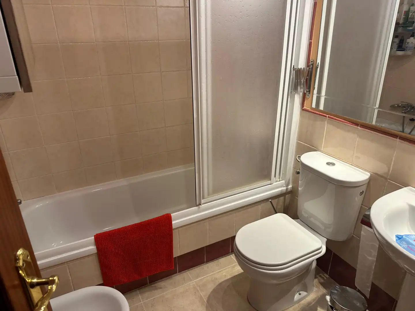Baño de Casa o chalet en venta en Alcalá del Río con Aire acondicionado, Jardín privado y Amueblado