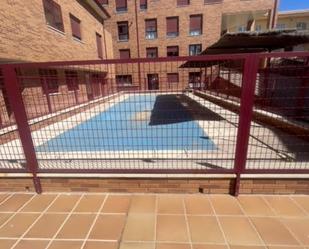 Piscina de Dúplex en venda en Casarrubios del Monte amb Aire condicionat i Terrassa