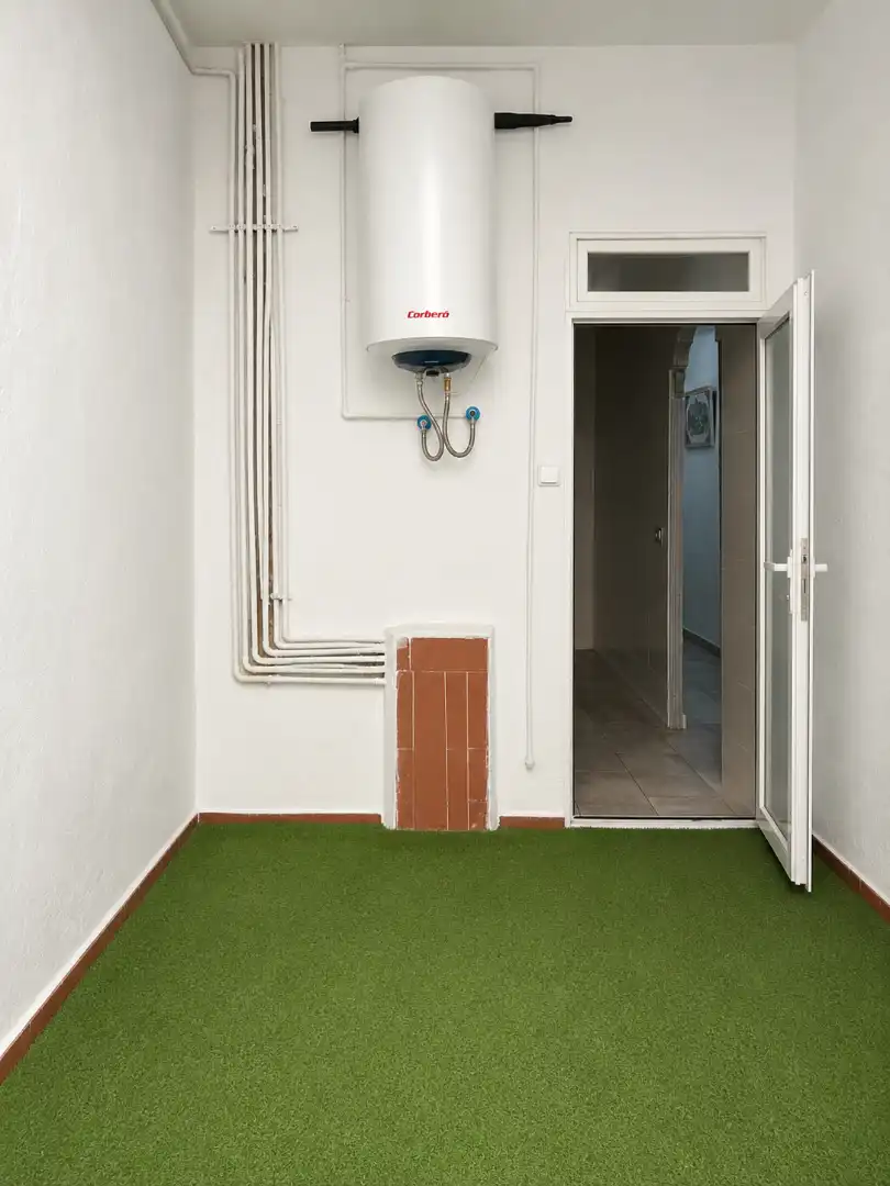 Flat for sale in Barcelona  with Air Conditioner, Heating and Parquet flooring